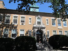 Escola de Devoção Edward, Brookline MA.jpg