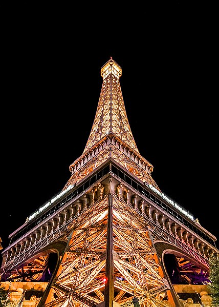 File:Eiffel Tower Las Vegas 30MAR19.jpg