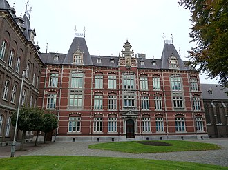 The International Museum for Family History (also known as The Ursuline Convent) Eijsden-Breusterstraat 27 (2).JPG