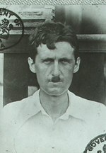 Thumbnail for File:Eric Blair (George Orwell) from his Metropolitan Police file (cropped).jpg