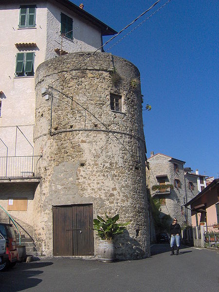 File:Follo Alto - Bastione.JPG