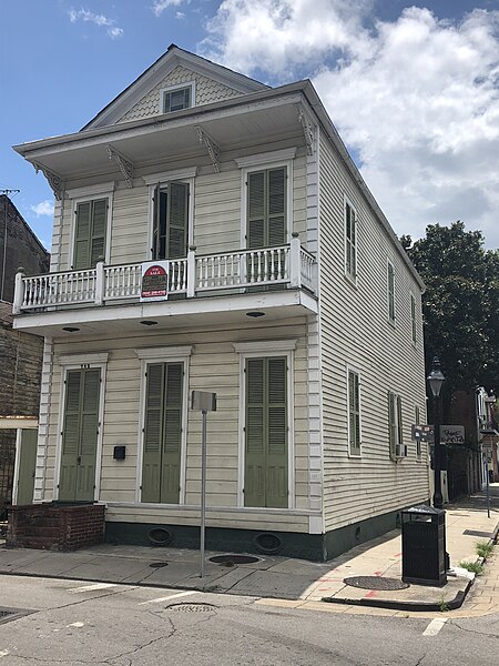 File:French Quarter 742 Barracks Street - Bourbon Street IMG 3224.jpg