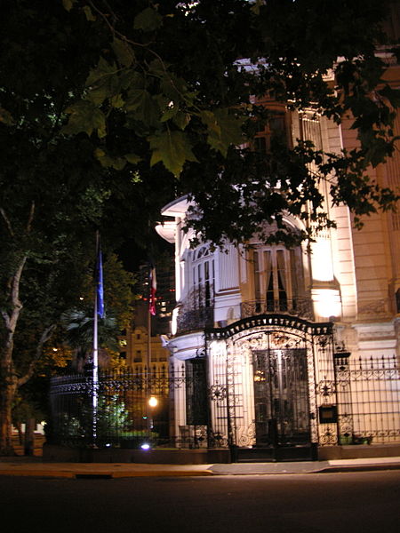 File:French embassy in Buenos Aires.jpg