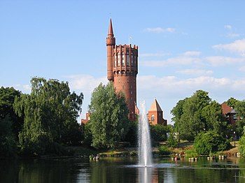 Sankt Olofs sjö og det gamle vanntårnet i Landskrona