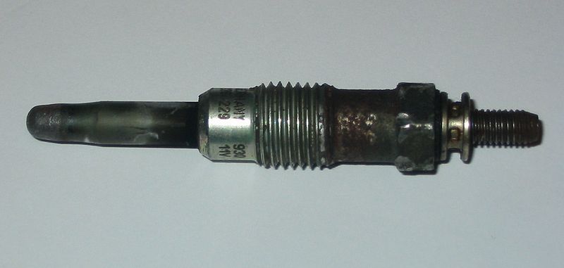 File:Glow plug.JPG