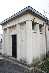 Art Deco reinterpretation of the Doric columns, with no capitals or bases, on the Gustave Simon Grave, Préville Cemetery, Nancy, France, unknown architect, after 1926
