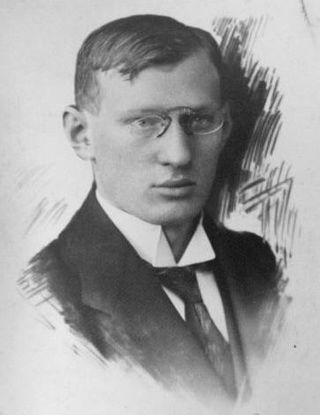 <span class="mw-page-title-main">Gyula Breyer</span> Hungarian chess player (1893-1921)