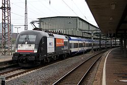 A HKX vonata Duisburgban
