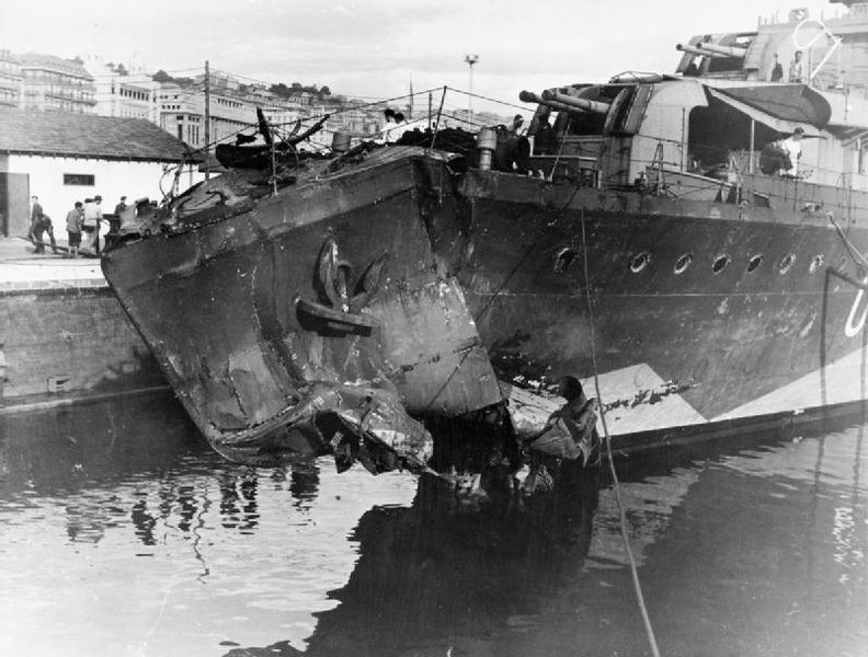 File:HMS Stork torpedo damage 1942 IWM A 12941.jpg