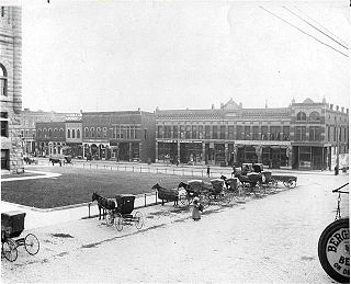 <span class="mw-page-title-main">History of Hartford City, Indiana</span> City in Indiana, United States