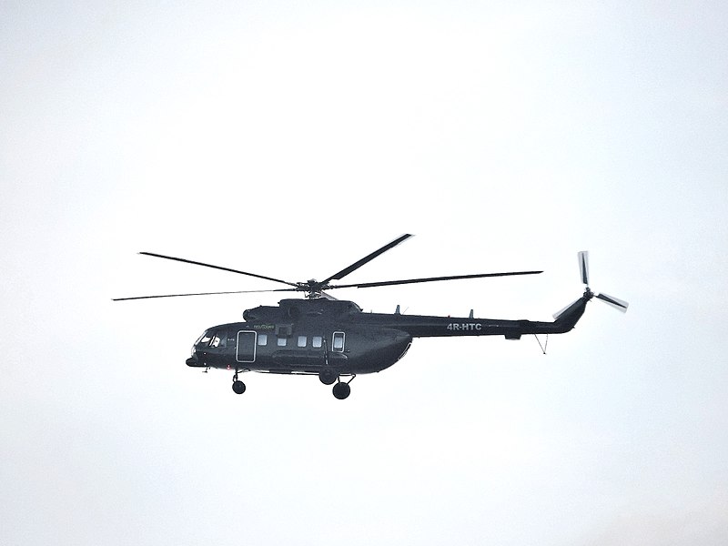 File:Helitours Mi-17.jpg