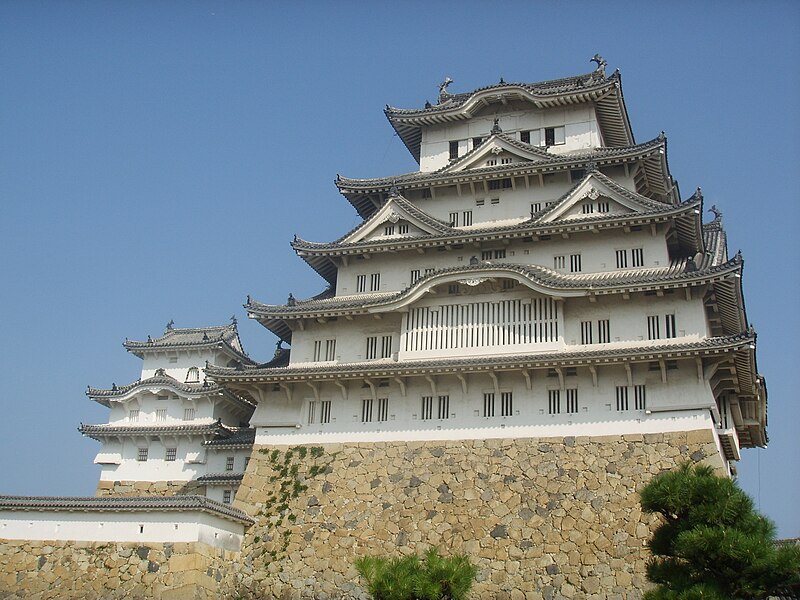 File:Himeji Castle 01.JPG