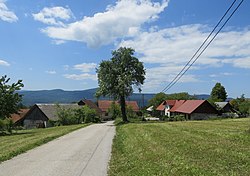 Hinje Slovenia 2.jpg