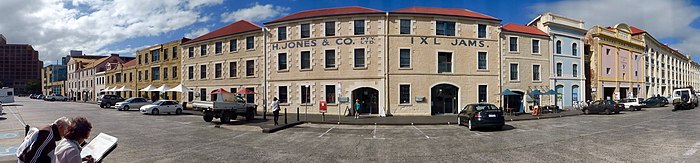 Colonial-era buildings along Hunter Street