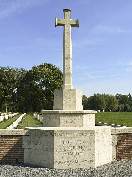 File:Hop Store British Cemetery. Cross of Sacrifice.JPG