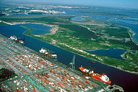 Houston Ship Channel Barbours cut.jpg