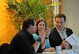 Karen Rubin and Mike Volpe (right) host David Meerman Scott on HubSpot.TV February 13, 2009 Hubspottv-guest-dms.jpg