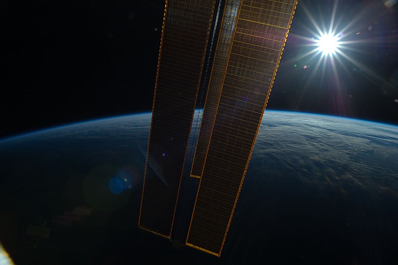 File:ISS031-E-114809 - View of Earth.jpg