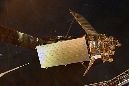 Tập_tin:Iridium_satellite.jpg