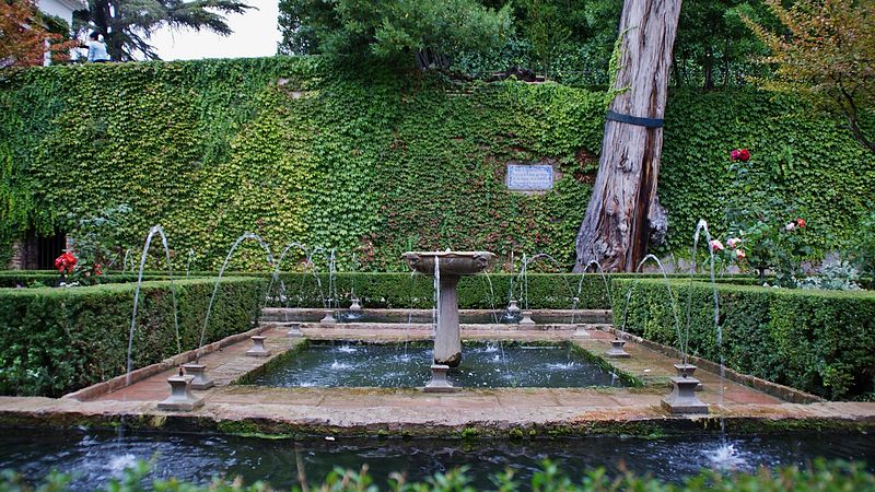 File:Jardines del Generalife, Granada 34.JPG