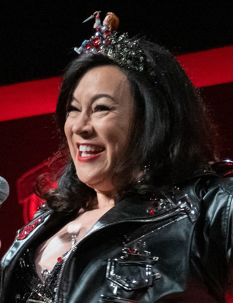 Jennifer Tilly