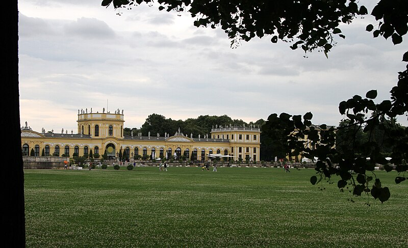 File:Kassel-Documenta 13-162-Karlsaue-Orangerie-2012-gje.jpg