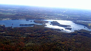 Kent Lake (Michigan) reservoir lake in Oakland County, Michigan, USA