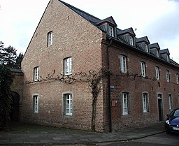 Koeln-Muengersdorf-Marienhof-018