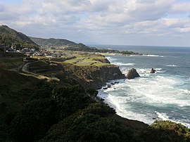 Wybrzeże miasta Kyōtango (Morze Japońskie)