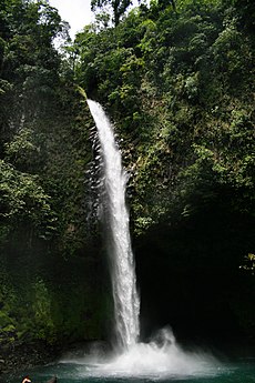 A La Fortuna-vízesés 2006 áprilisában