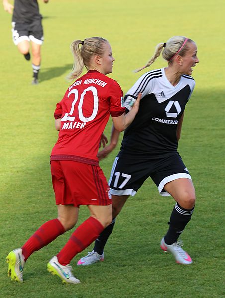 File:Leonie Maier Mandy Islacker DFB-Pokal Muenchen-3.jpg