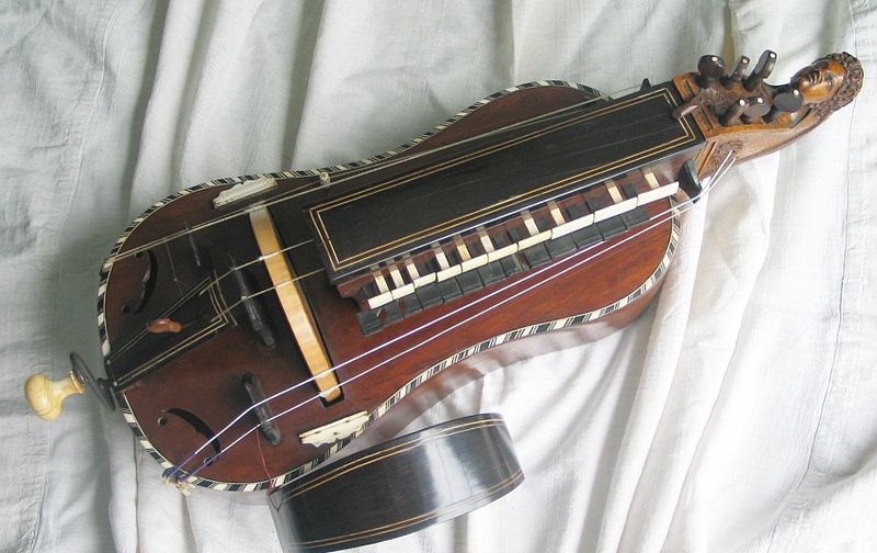 Hurdy-Gurdy-Medieval-Instrument
