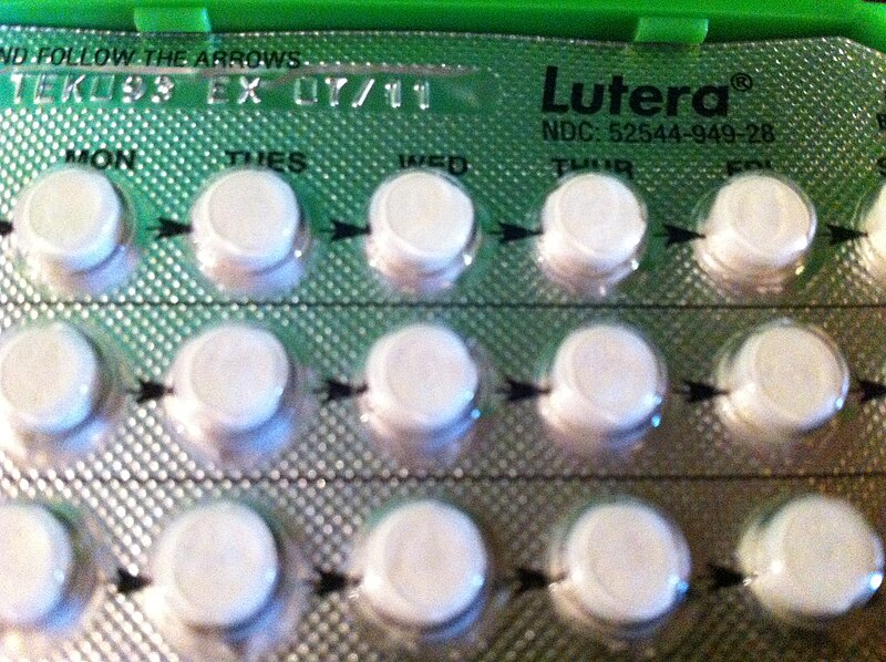 File:Lutera (Birth Control Pills).jpg