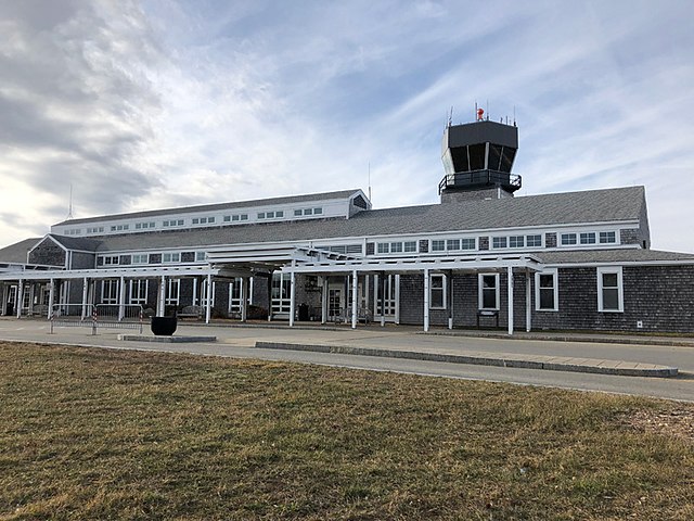 Martha's Vineyard Airport