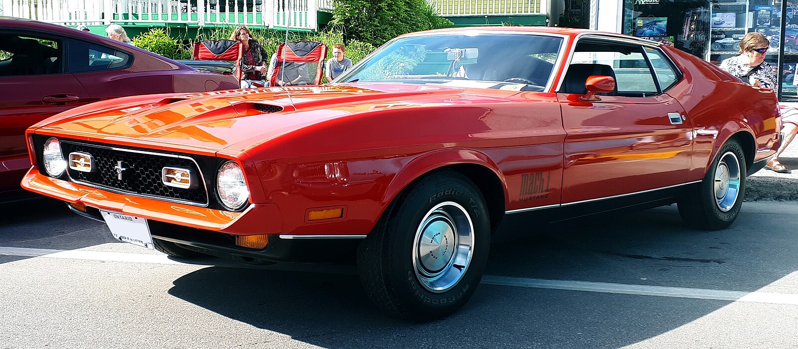 Ford Mustang Mach 1 1971. Yamaha gt-2000.