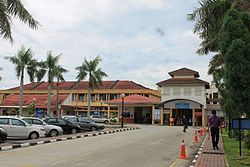 Bangunan utama Hospital Pakar Sultanah Fatimah.JPG
