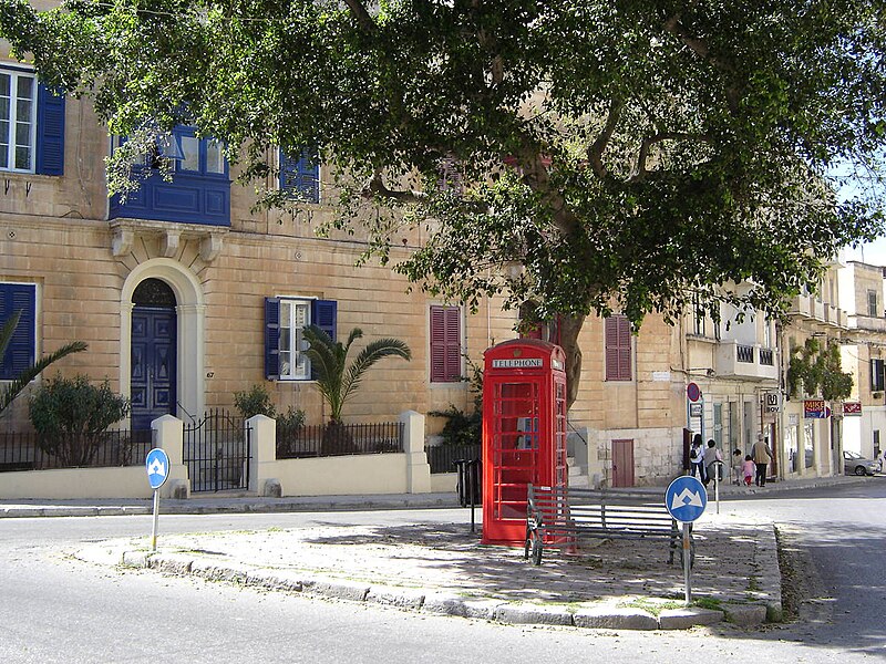 File:Malta telephonecell.jpg