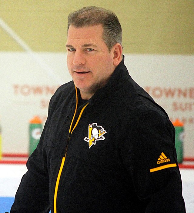 Mark Recchi of the North American Team controls the puck during the News  Photo - Getty Images