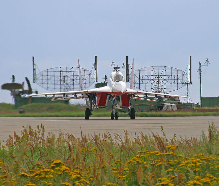 File:MiG-29UB (4259245754).jpg