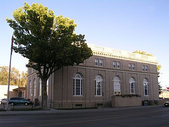 Miles City MT - post office.jpg