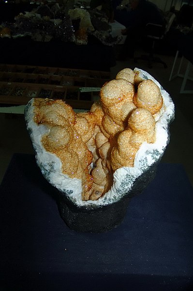 File:Museu mineralogia Aitiara - Botucatu 160110 REFON 103.JPG