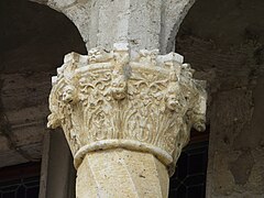 Capitale del castello di Nérac (2) .JPG