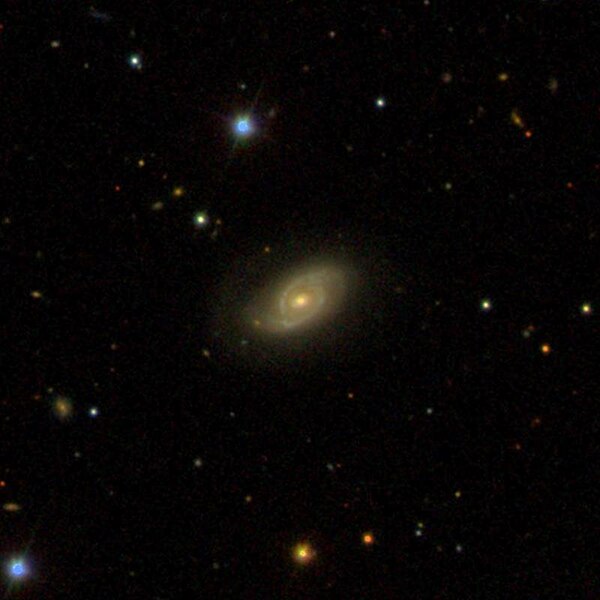 File:NGC6184 - SDSS DR14.jpg