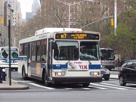 Автобус 1024. Автобусы Нью-Йорка. New York City Transit Authority. Автобус b10m.