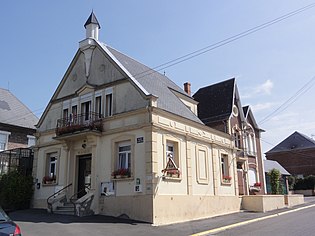 Nauroy (Aisne) mairie.JPG
