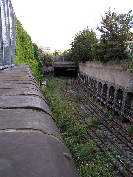 File:Old East London Line cutting - panoramio.jpg