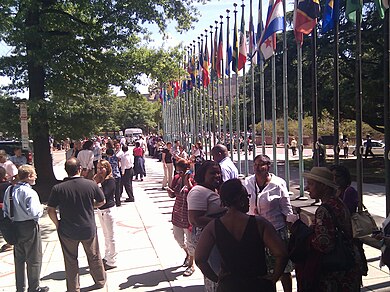 The office of the Pan American Health Organization in Washington, D.C. was also evacuated. Image: Antonio Zugaldia.