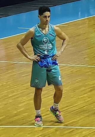 <span class="mw-page-title-main">Chris Banchero</span> Filipino-American basketball player