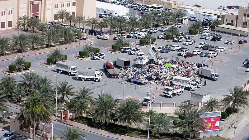 File:Pearl Roundabout detritus - Flickr - Al Jazeera English.jpg