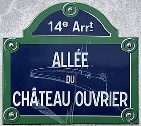 Voir la plaque.